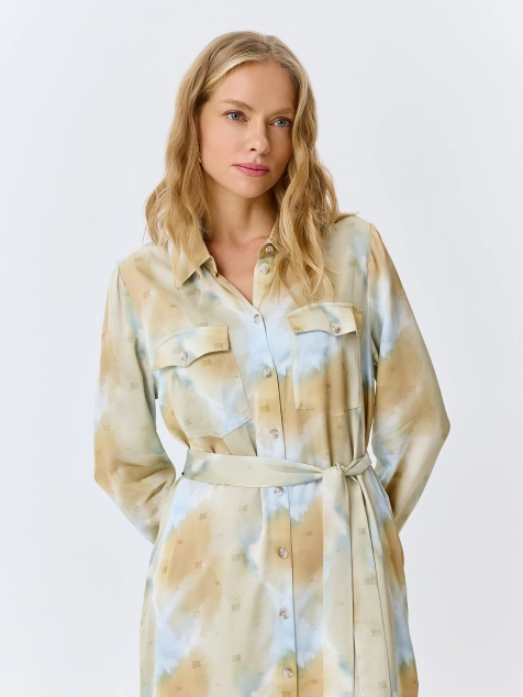 Платье-рубашка с абстрактным принтом