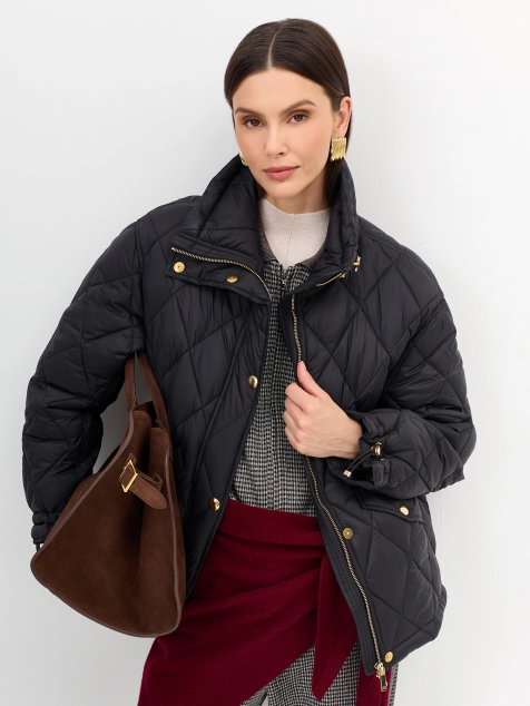 Стеганая куртка с акцентной фурнитурой