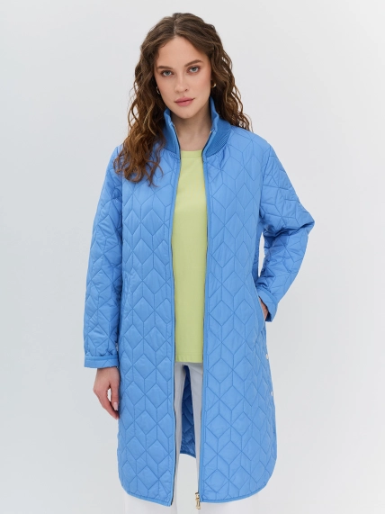 Яркое пальто с фигурной стежкой