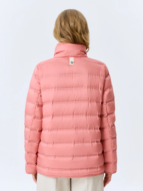 Легкая куртка на натуральном утеплителе