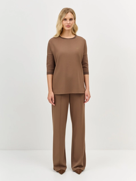 Свободный джемпер с укороченными рукавами