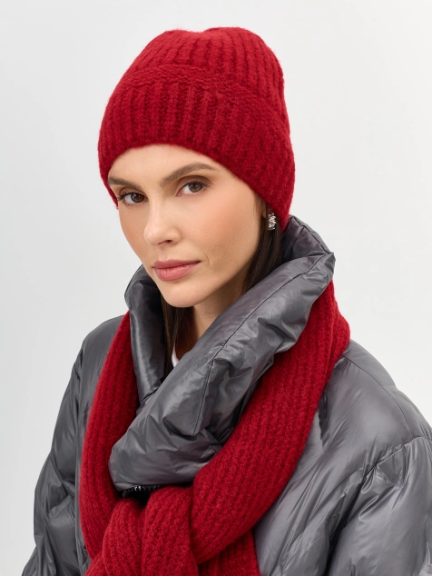 Теплая шапка с шерстью