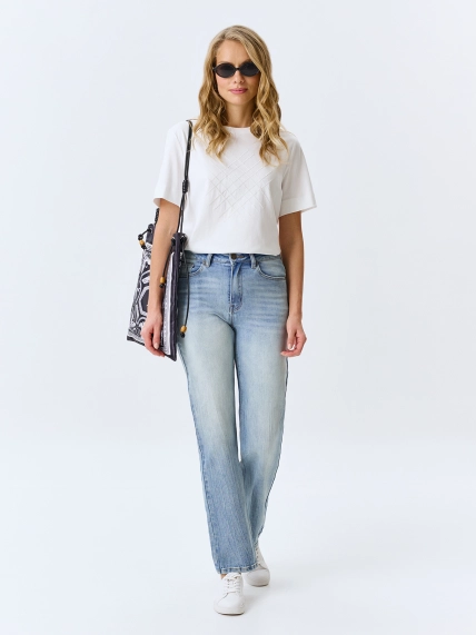 Футболка с мерцающими пайетками