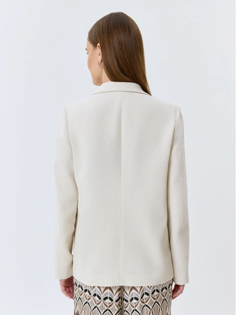 Однобортный жакет из рогожки