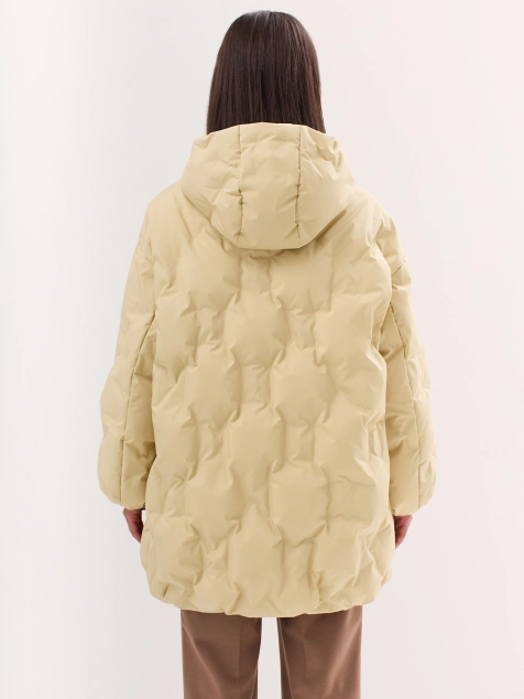 Свободная куртка на натуральном утеплителе с продавленной стежкой