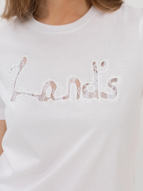 Футболка с вышивкой