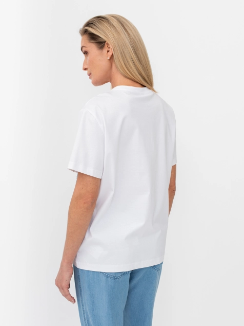 Футболка с нежным принтом и добавлением шелка