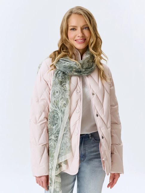 Тонкий палантин с нежным принтом