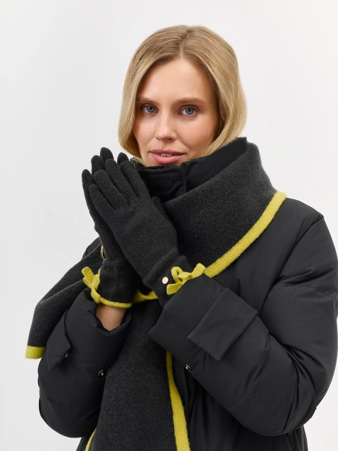 Вязаные перчатки с контрастной отделкой