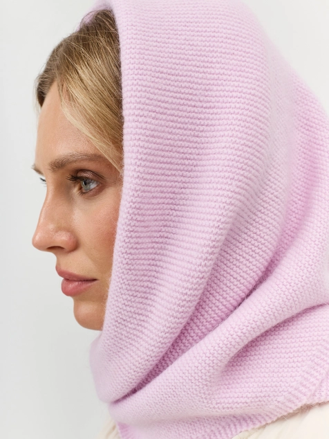 Вязаная косынка с ангорой