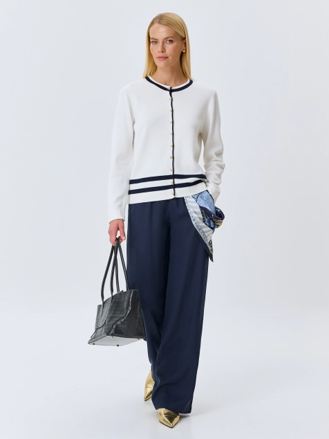 Кардиган с контрастными полосками