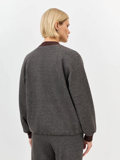 Теплый бомбер с шерстью