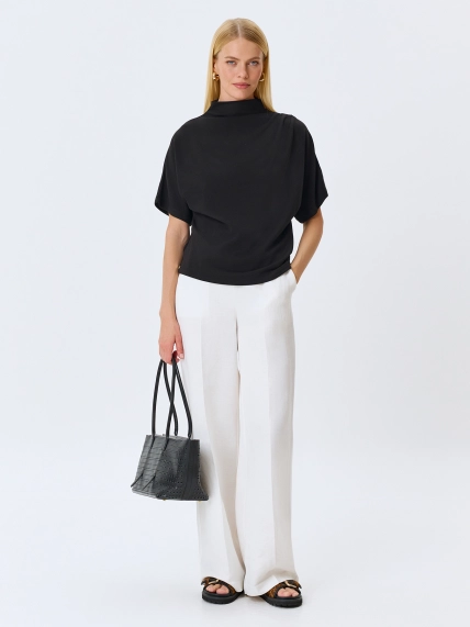 Джемпер с акцентными складками