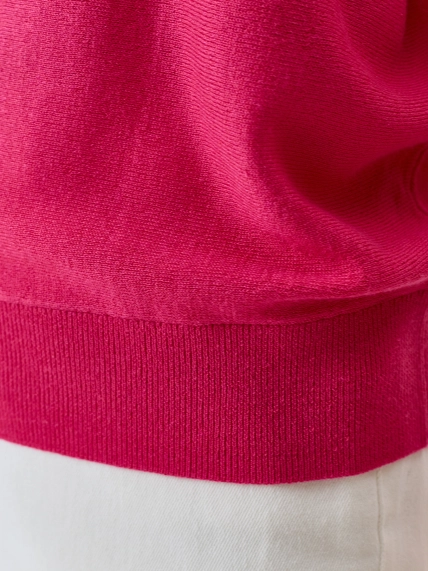 Яркий вязаный джемпер 