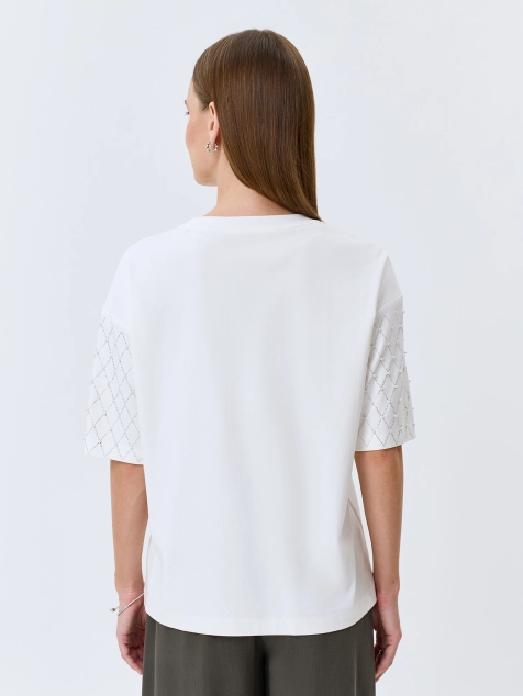 Футболка с мерцающим декором