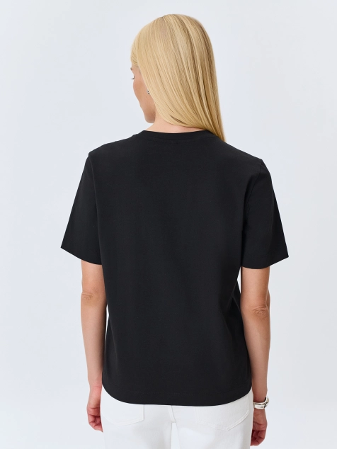 Футболка с шрифтовым принтом