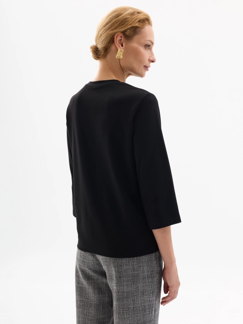 Джемпер с вышивкой пайетками