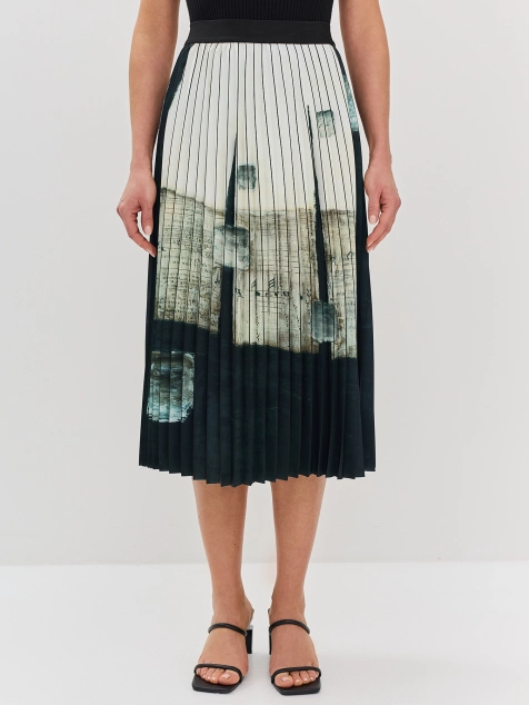 Плиссированная юбка с абстрактным принтом