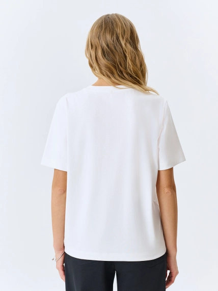 Футболка с монохромным принтом