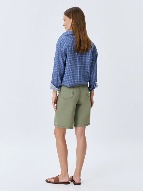 Оливковые джинсовые шорты