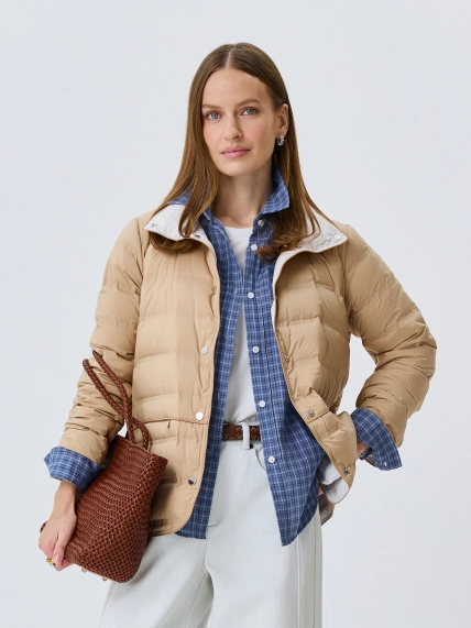 Легкая куртка на натуральном утеплителе