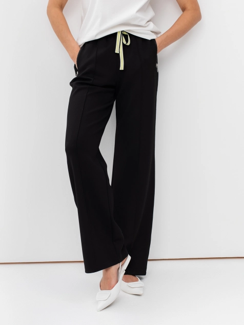 Трикотажные брюки с простроченными стрелками