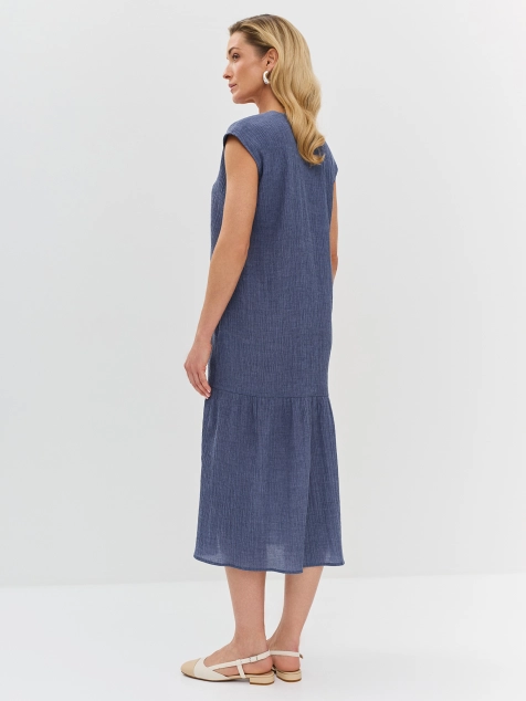 Платье из фактурной вискозы