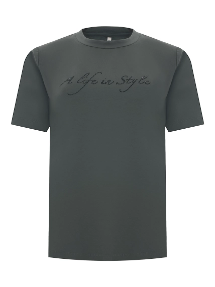 Футболка со стразами в цвет