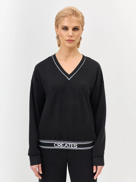 Свободный джемпер с интарсией