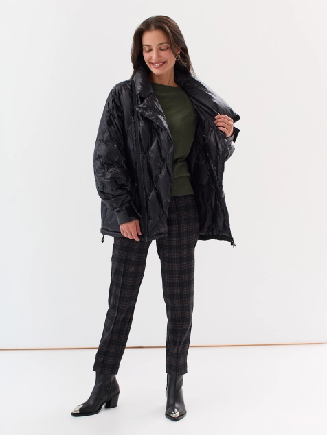 Куртка на натуральном утеплителе с асимметричной застежкой