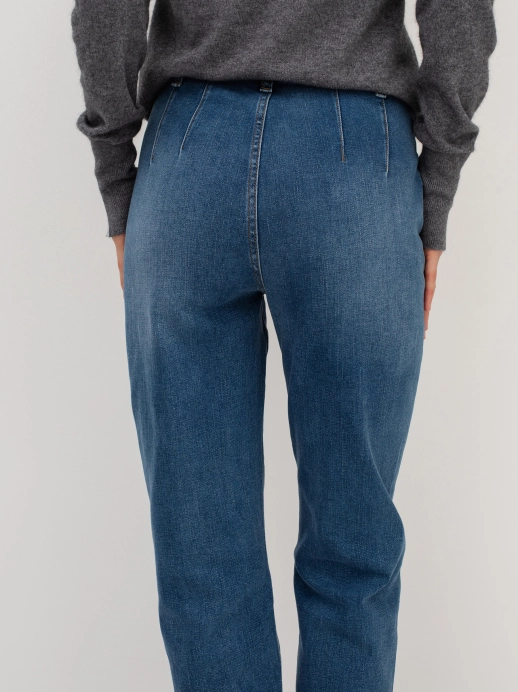 Классические джинсы с деликатной варкой