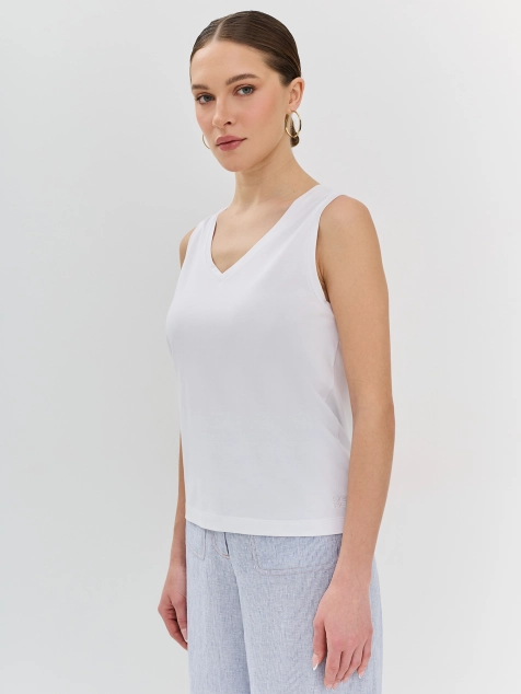 Топ из смесового модала с V-образным вырезом