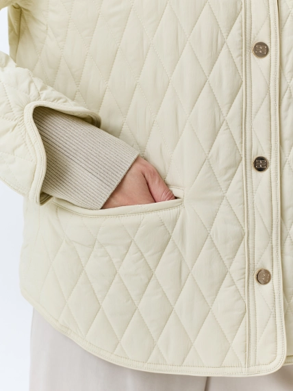 Куртка с мелкой ромбовидной стежкой