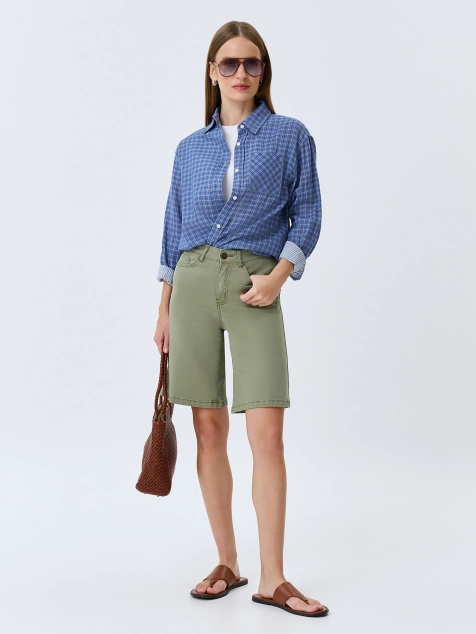 Оливковые джинсовые шорты