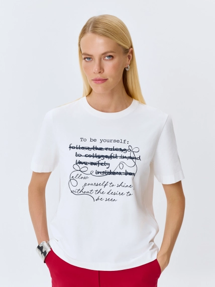 Футболка с шрифтовым принтом