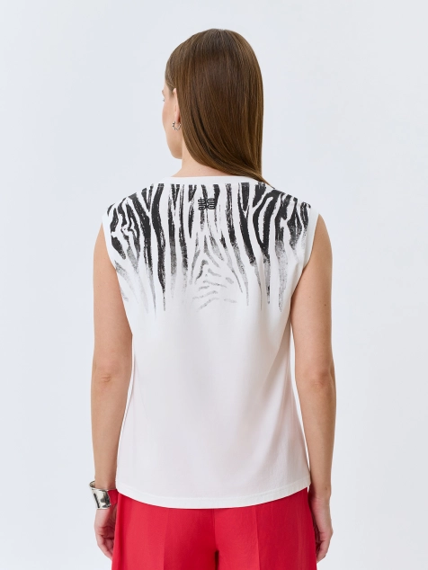 Топ с анималистичным принтом