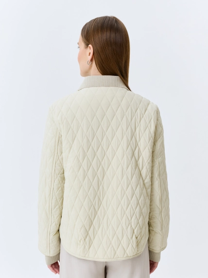 Куртка с мелкой ромбовидной стежкой