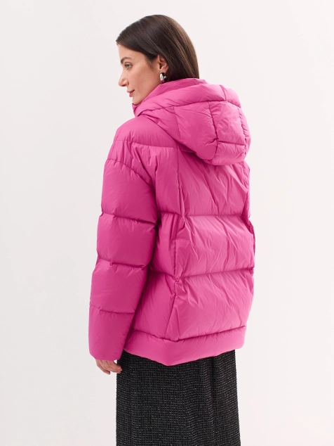 Яркая куртка на натуральном утеплителе