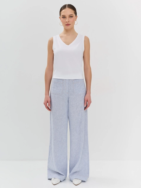 Топ из смесового модала с V-образным вырезом