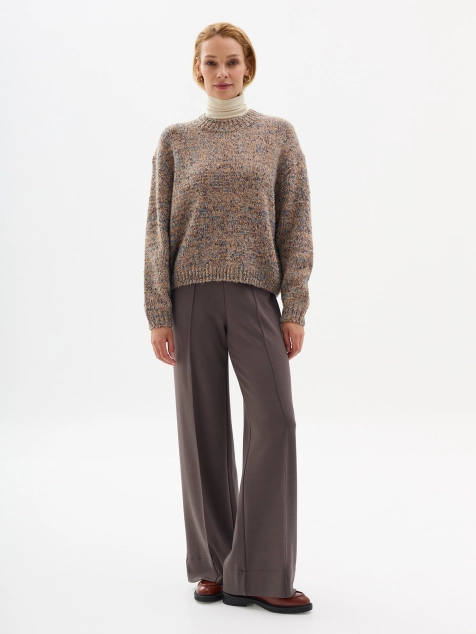 Яркий свитер из фантазийной пряжи с шерстью