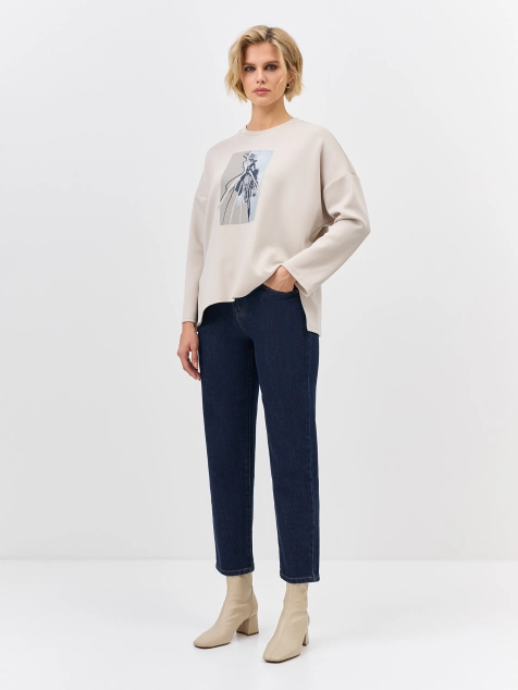 Джинсы с акцентной кокеткой