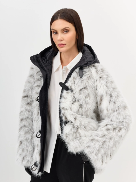 Меховая куртка с анималистичным принтом