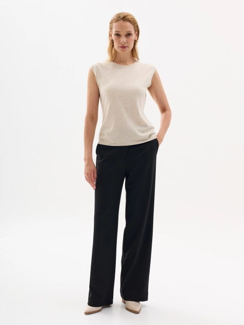 Классические брюки свободного силуэта