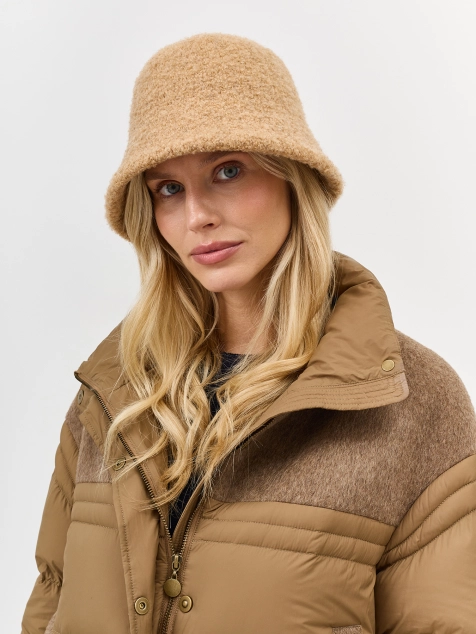 Меховая шляпа