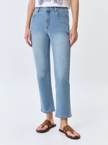 Светлые джинсы Slim fit