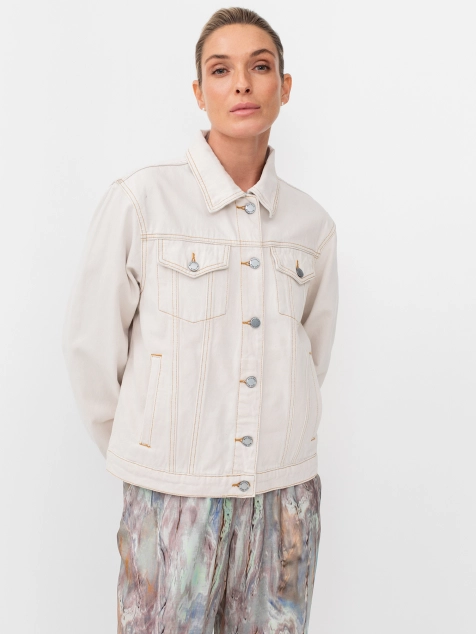 Классическая джинсовая куртка с контрастными швами