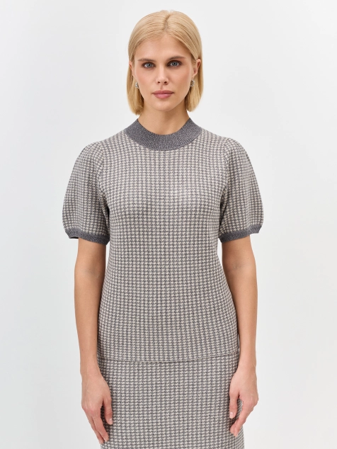 Джемпер из вискозы фактурной вязки