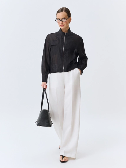 Льняные брюки с мягкими стрелками