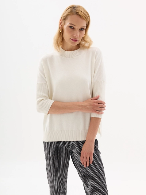 Джемпер свободного силуэта с ангорой