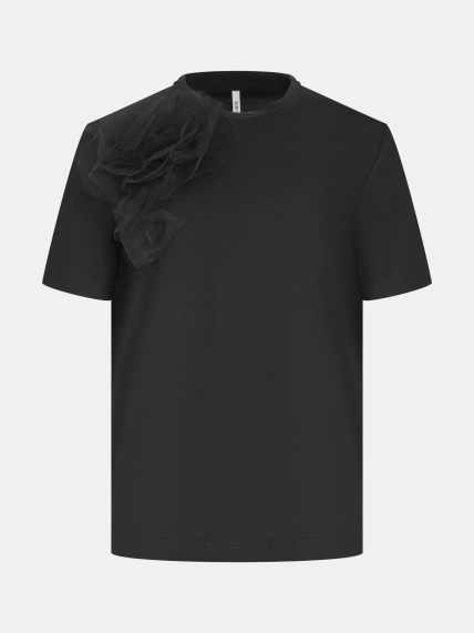 Футболка с объемной аппликацией